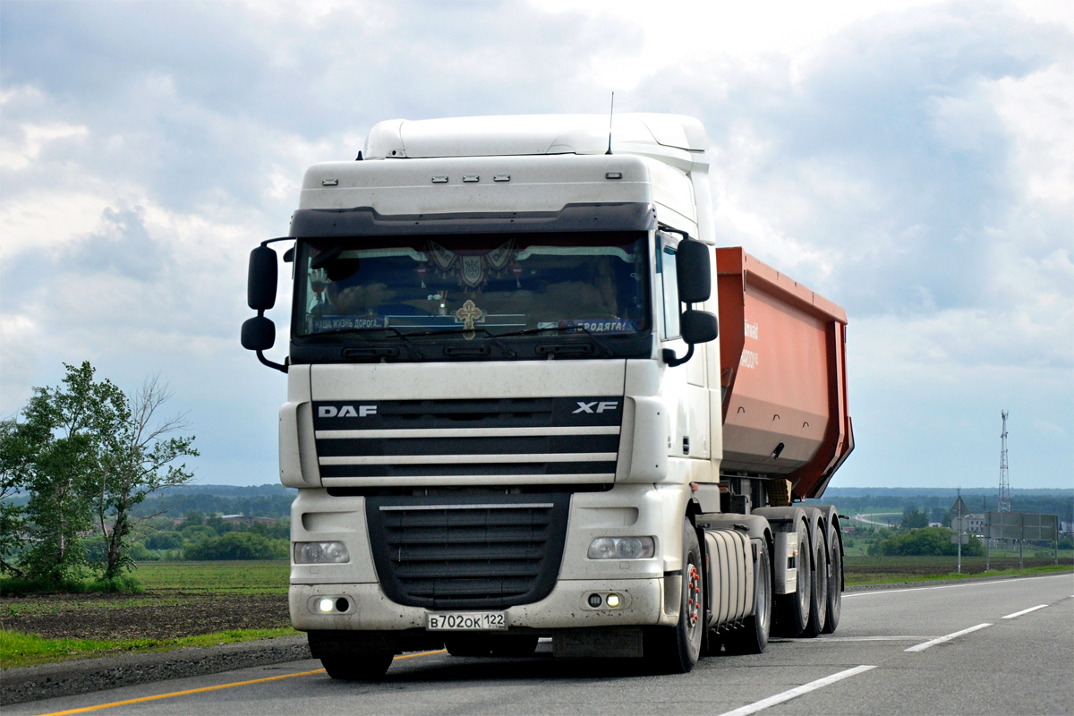 Алтайский край, № В 702 ОК 122 — DAF XF105 FT