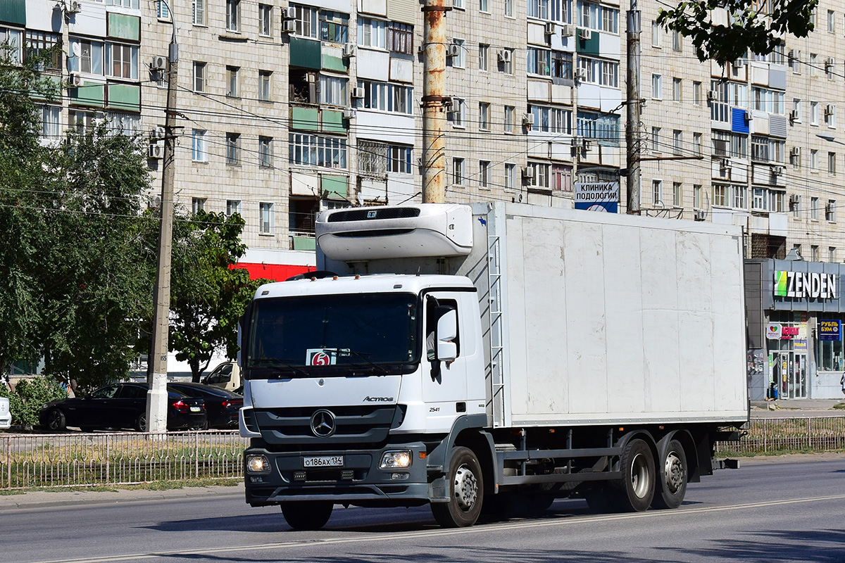 Волгоградская область, № О 186 АХ 134 — Mercedes-Benz Actros '09 2541 [Z9M]