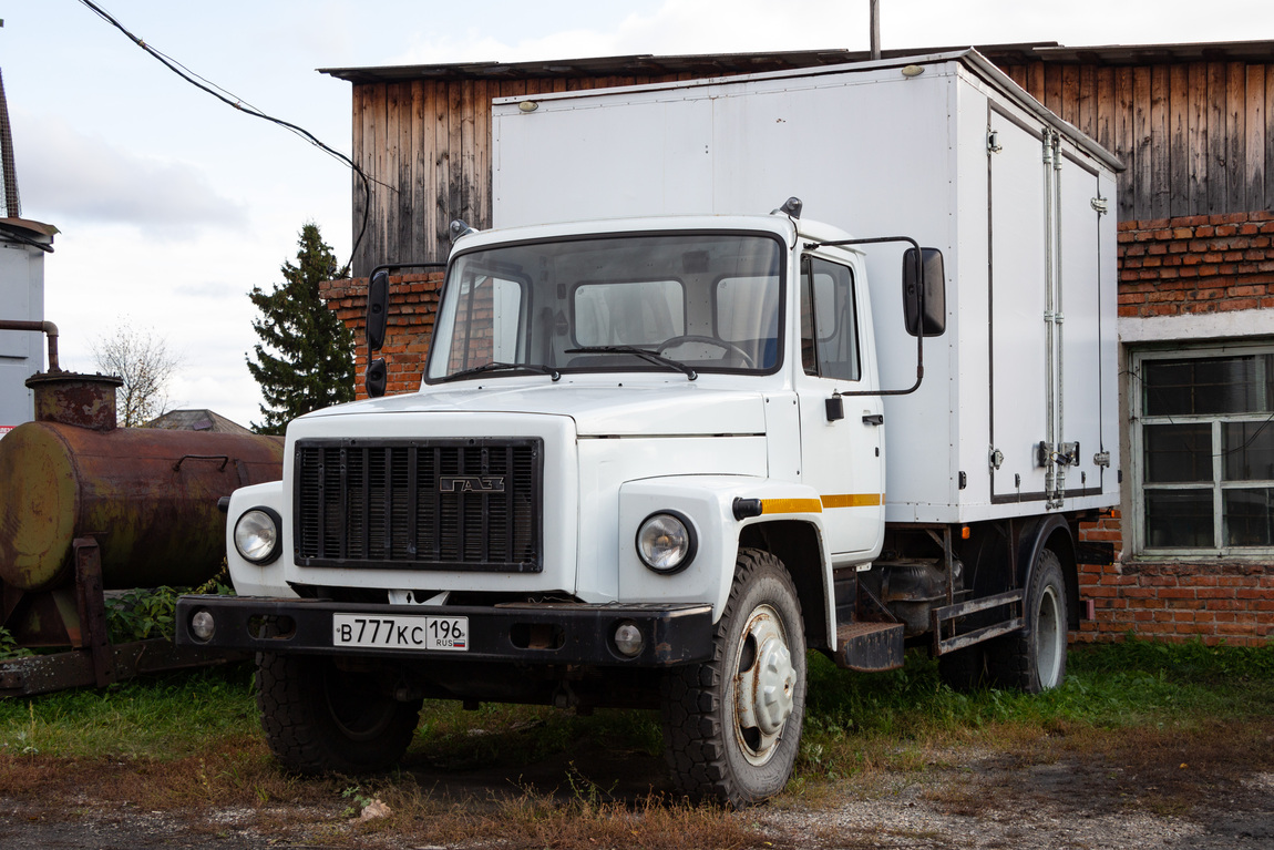 Томская область, № В 777 КС 196 — ГАЗ-3309