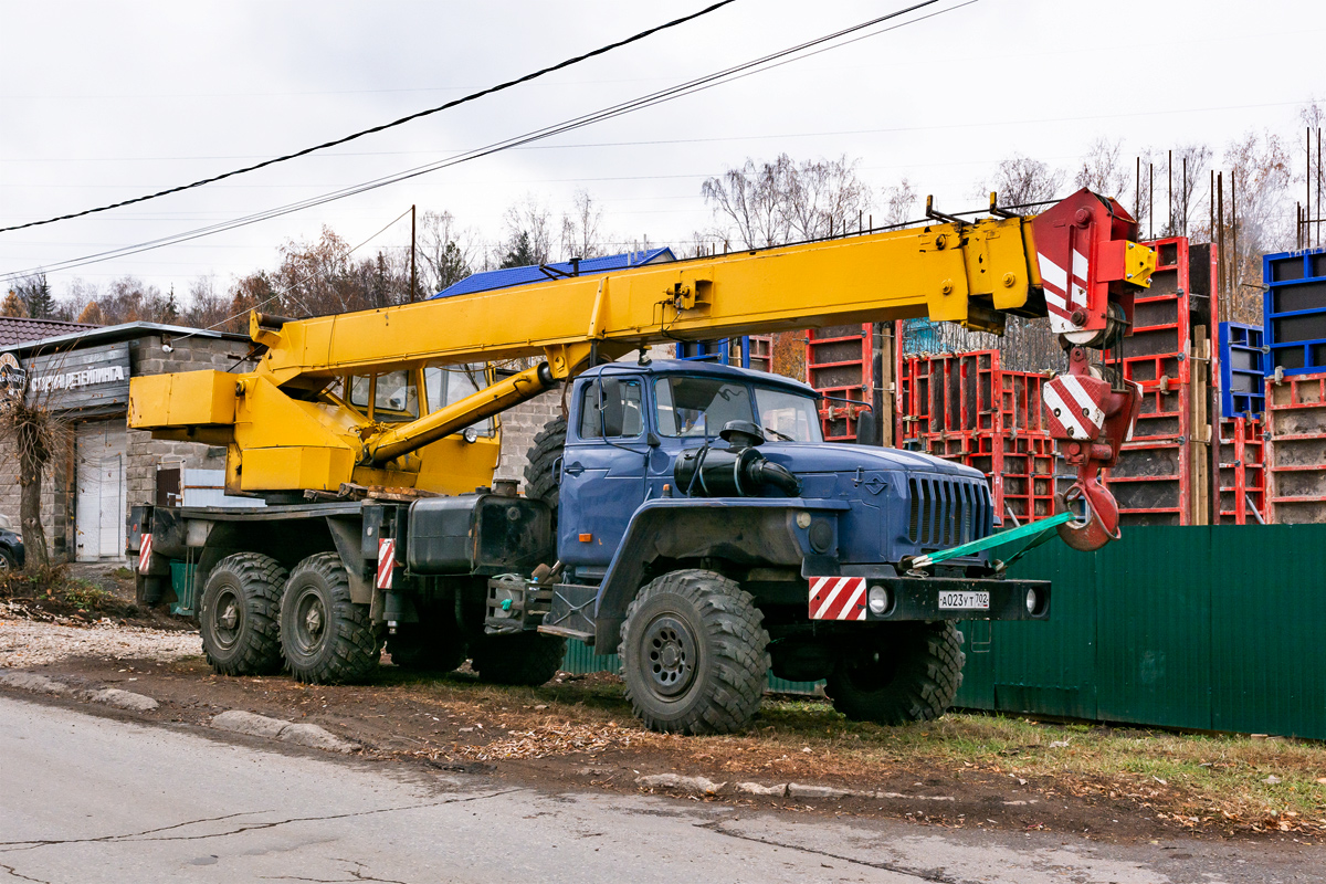 Башкортостан, № А 023 УТ 702 — Урал-4320-40
