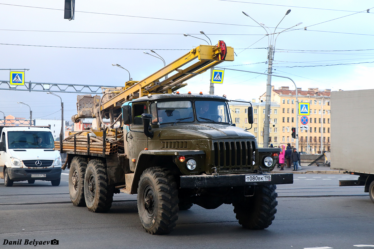 Санкт-Петербург, № Т 080 ВК 198 — Урал-4320 / 5557 (общая модель)
