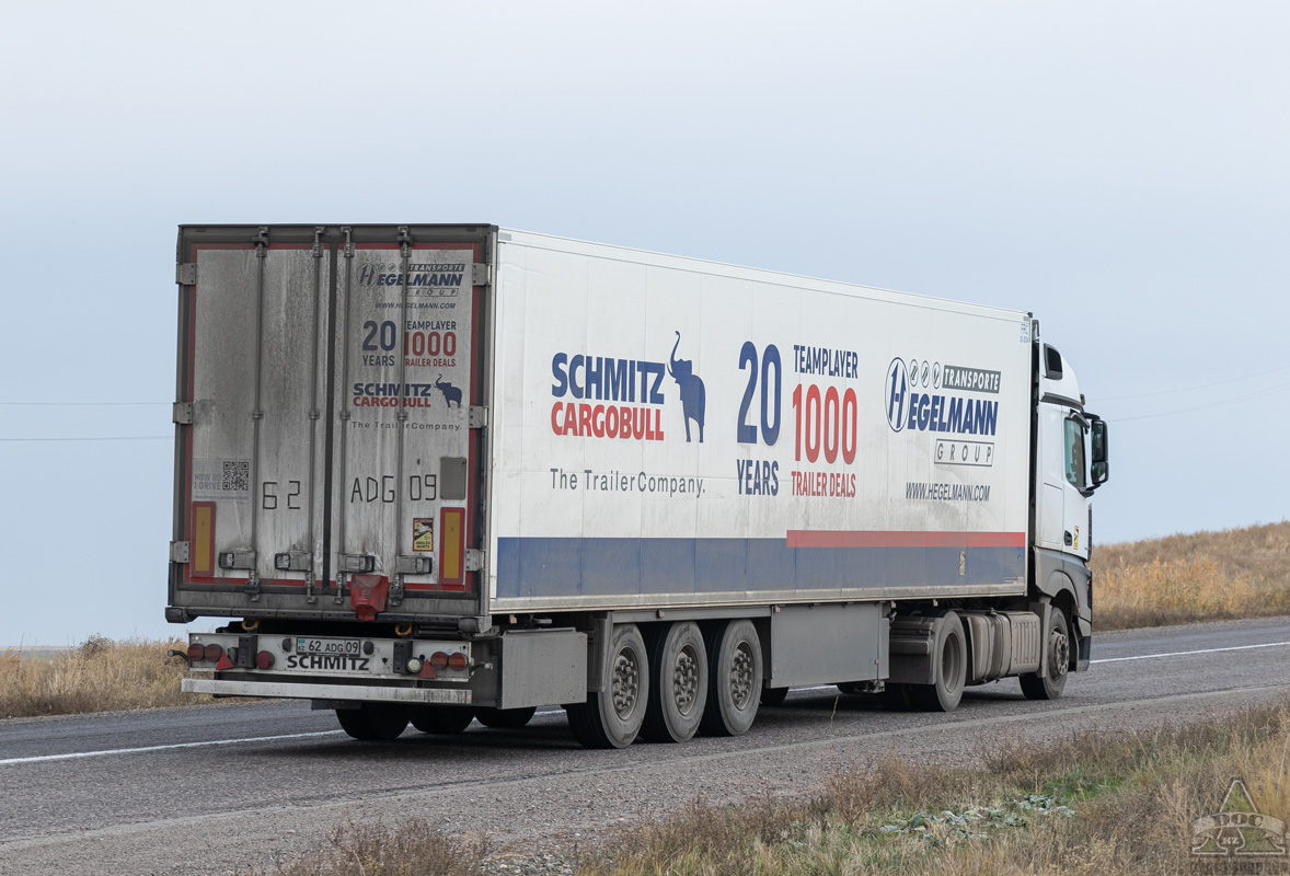 Карагандинская область, № 62 ADG 09 — Schmitz Cargobull S.KO (SCB*S3B) общ.мод