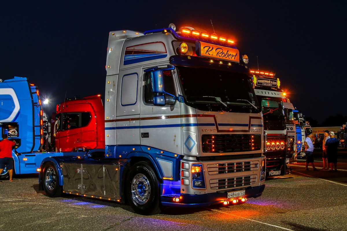 Краснодарский край, № К 484 АВ 123 — Volvo ('2002) FH12.440; Московская область — Фестиваль TruckDay 2024