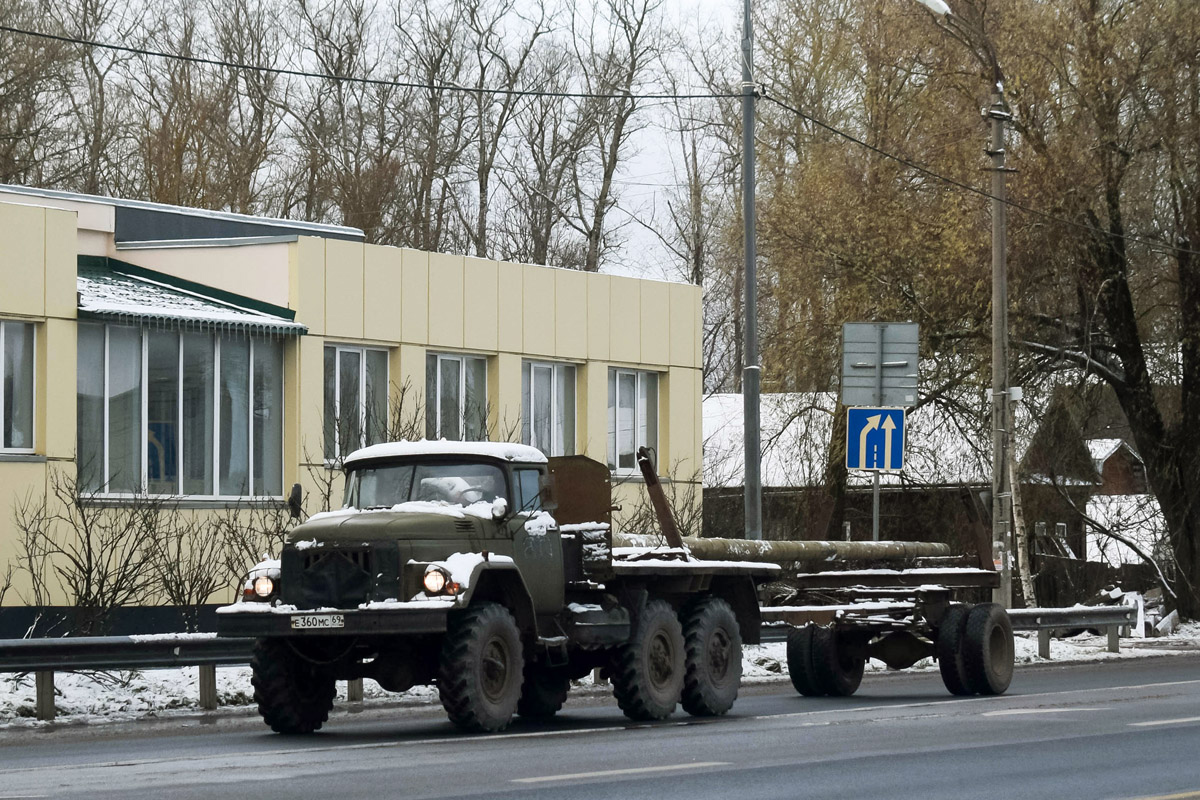 Тверская область, № Е 360 МС 69 — ЗИЛ-131Н (УАМЗ)