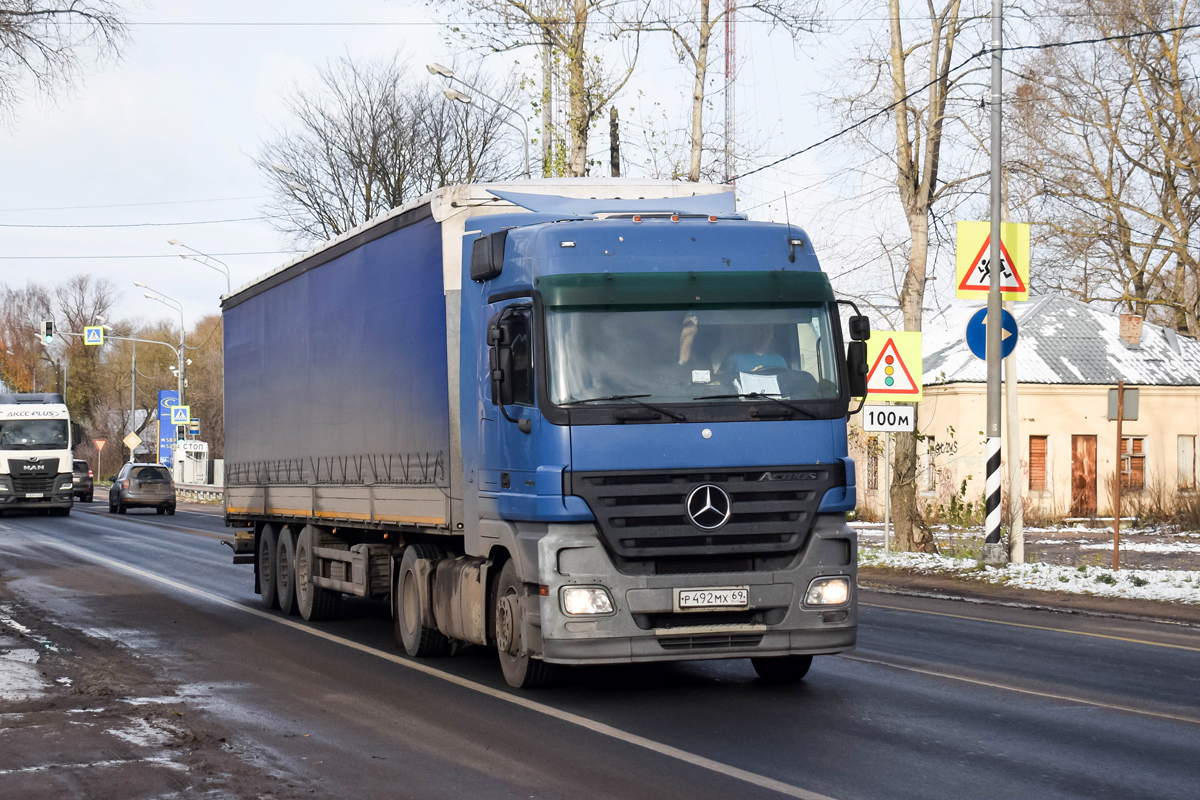 Тверская область, № Р 492 МХ 69 — Mercedes-Benz Actros ('2003) 1841