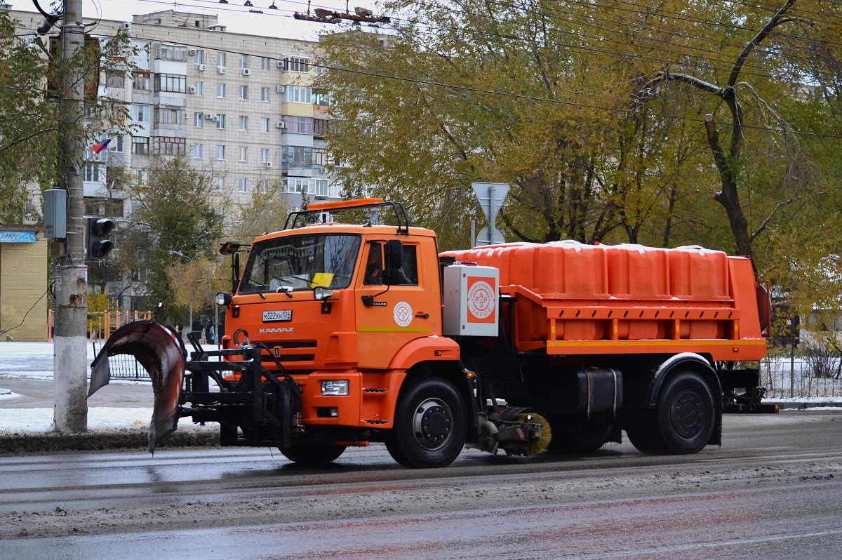 Волгоградская область, № М 322 ХН 134 — КамАЗ-53605-A5(48)