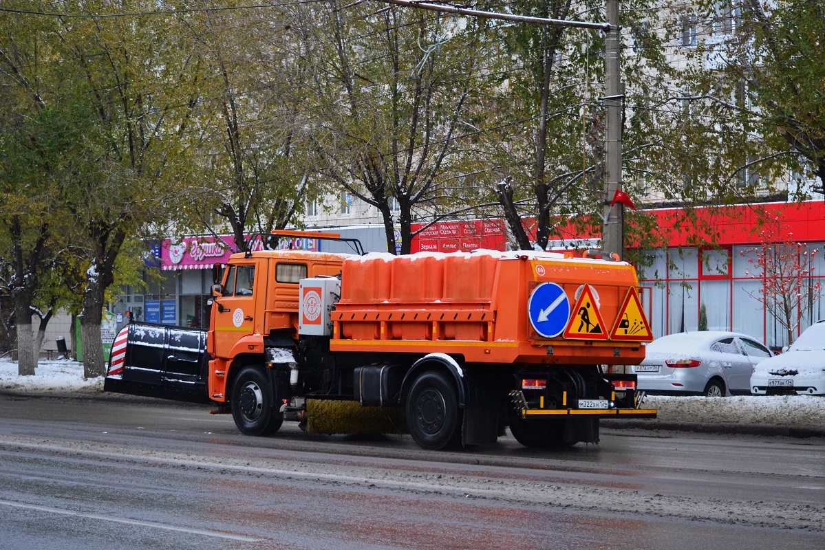 Волгоградская область, № М 322 ХН 134 — КамАЗ-53605-A5(48)