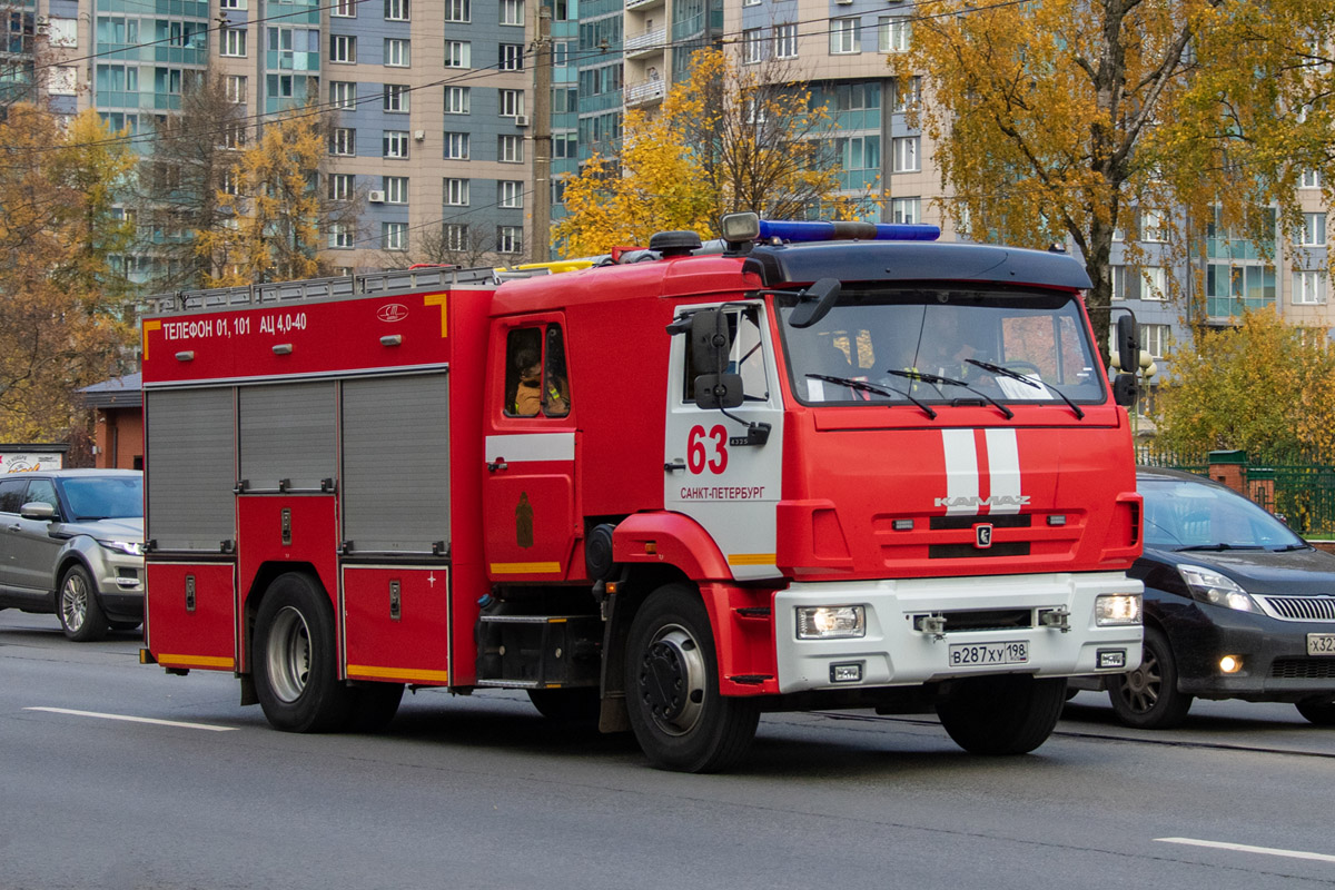 Санкт-Петербург, № В 287 ХУ 198 — КамАЗ-43253-G5(69)