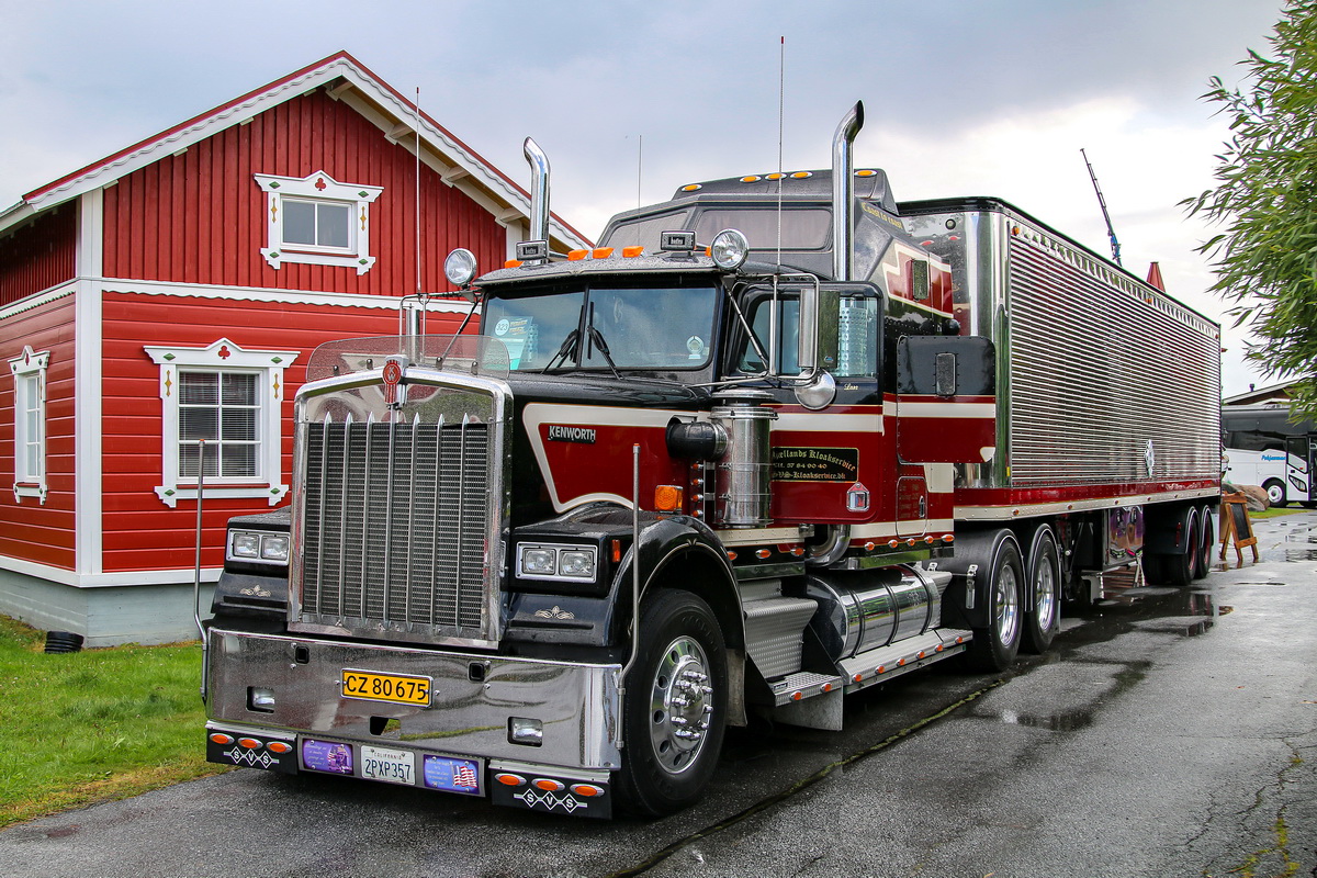 Дания, № CZ 80 675 — Kenworth W900; Финляндия — Power Truck Show 2019