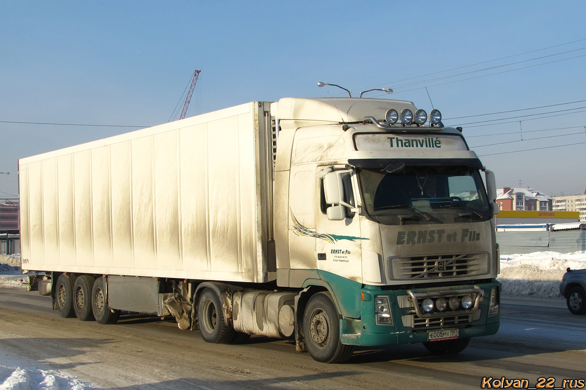 Москва, № Е 005 МХ 197 — Volvo ('2002) FH12.460
