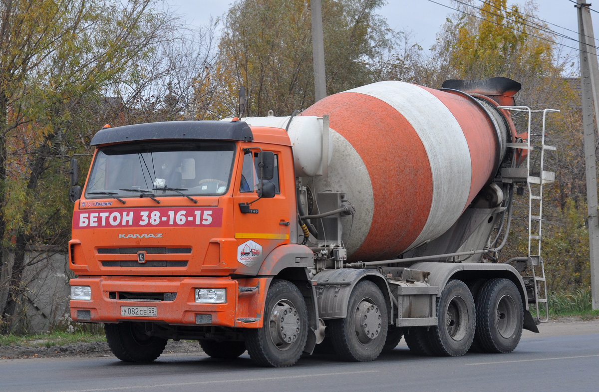 Омская область, № У 082 СЕ 55 — КамАЗ-6540-A5(48)