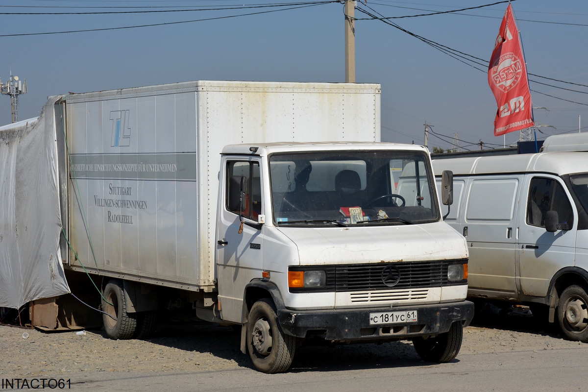 Ростовская область, № С 181 УС 61 — Mercedes-Benz T2 ('1986) 609