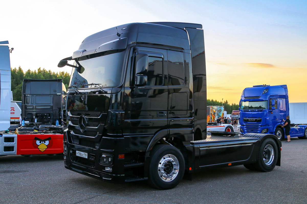 Санкт-Петербург, № Р 198 ОС 198 — Mercedes-Benz Actros '09 1844 [Z9M]; Московская область — Фестиваль TruckDay 2024