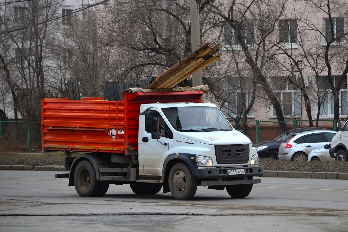Волгоградская область, № В 981 СО 134 — ГАЗ-C41R13