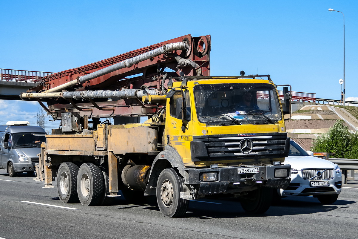 Ленинградская область, № В 258 УУ 47 — Mercedes-Benz SK 2631