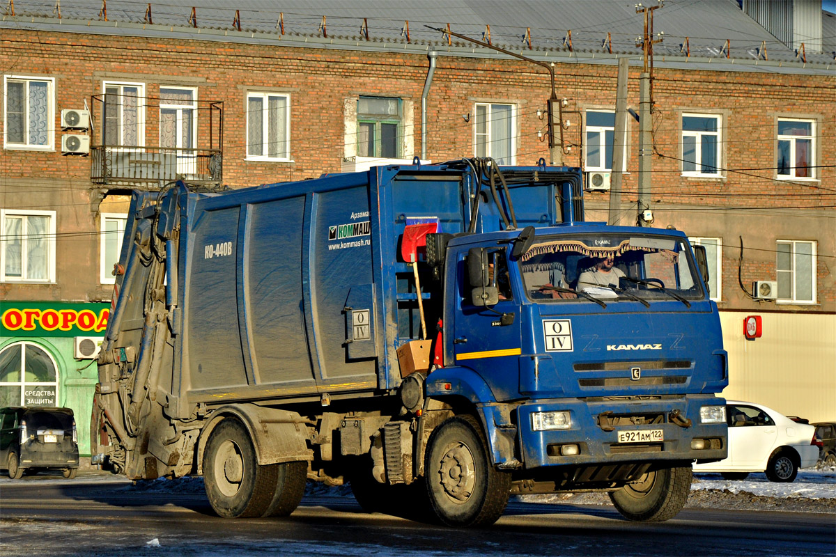 Алтайский край, № Е 921 АМ 122 — КамАЗ-53605-A5(48)