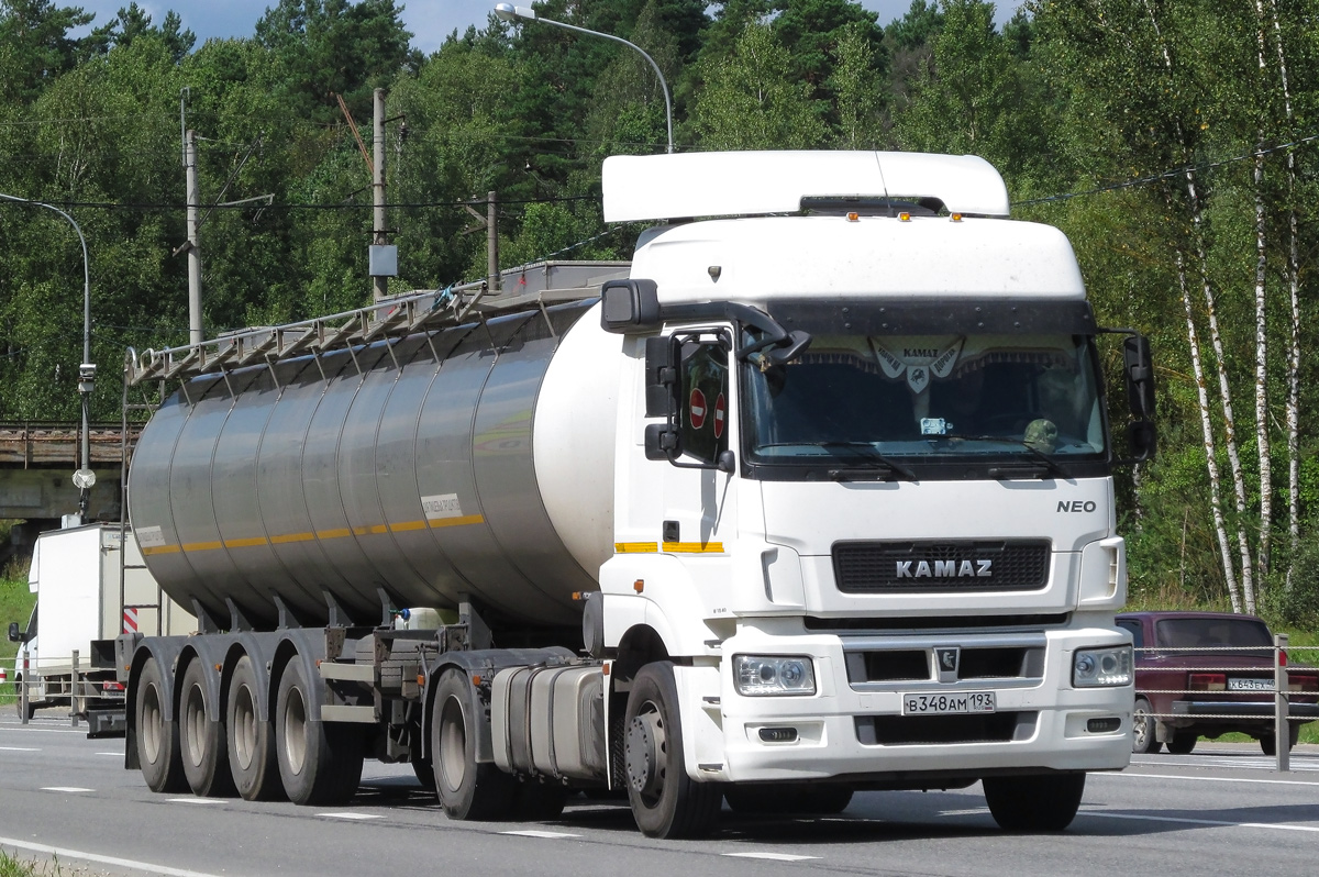 Краснодарский край, № В 348 АМ 193 — КамАЗ-5490-S5(87)