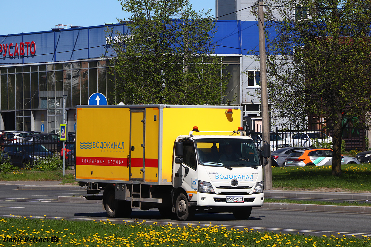 Санкт-Петербург, № М 515 МО 198 — Hino 300