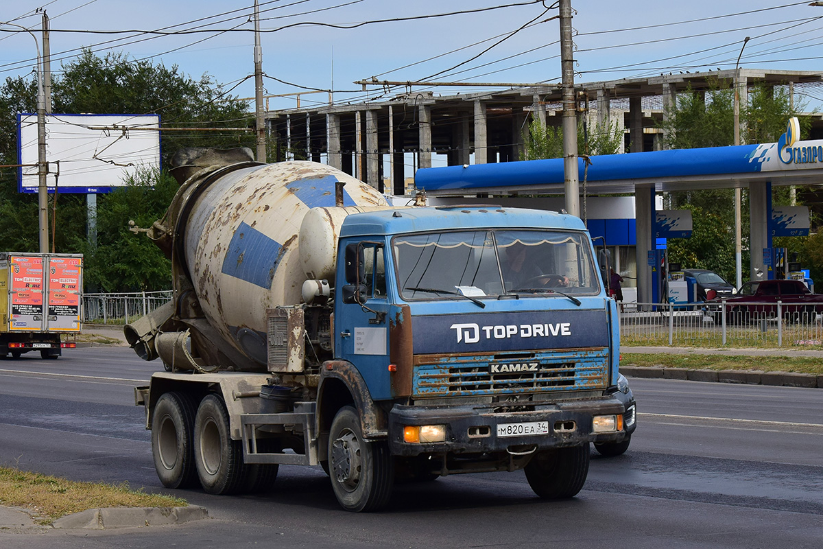 Волгоградская область, № М 820 ЕА 34 — КамАЗ-53229-15 [53229R]