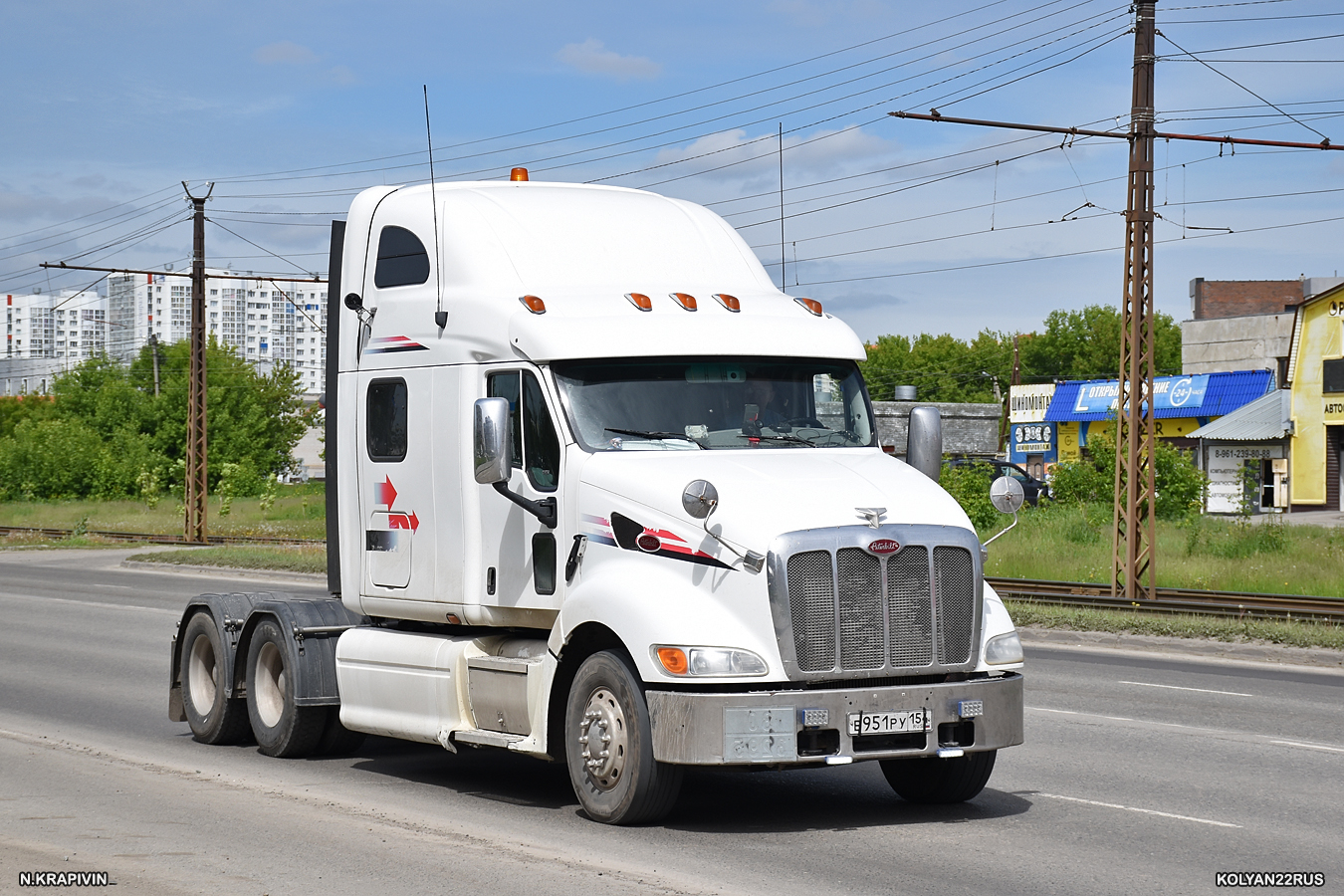 Новосибирская область, № В 951 РУ 154 — Peterbilt 387