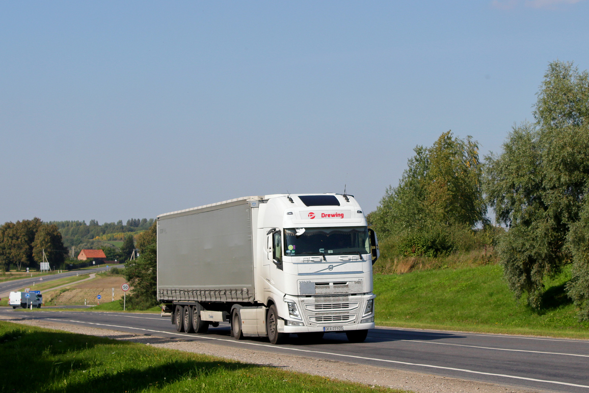 Польша, № GKA 77105 — Volvo ('2012) FH.500