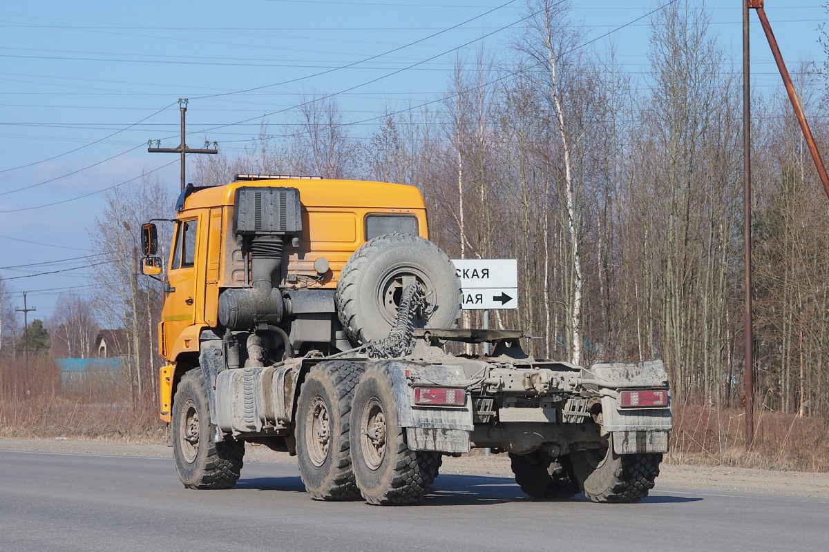 Ханты-Мансийский автоном.округ, № Е 388 РЕ 186 — КамАЗ-53504-50