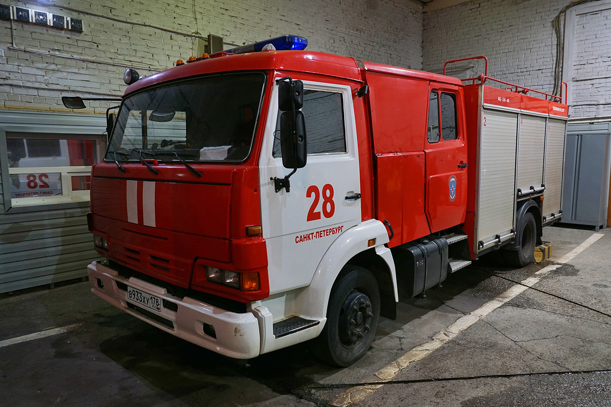 Санкт-Петербург, № В 933 ХУ 178 — КамАЗ-4308-H3(99)