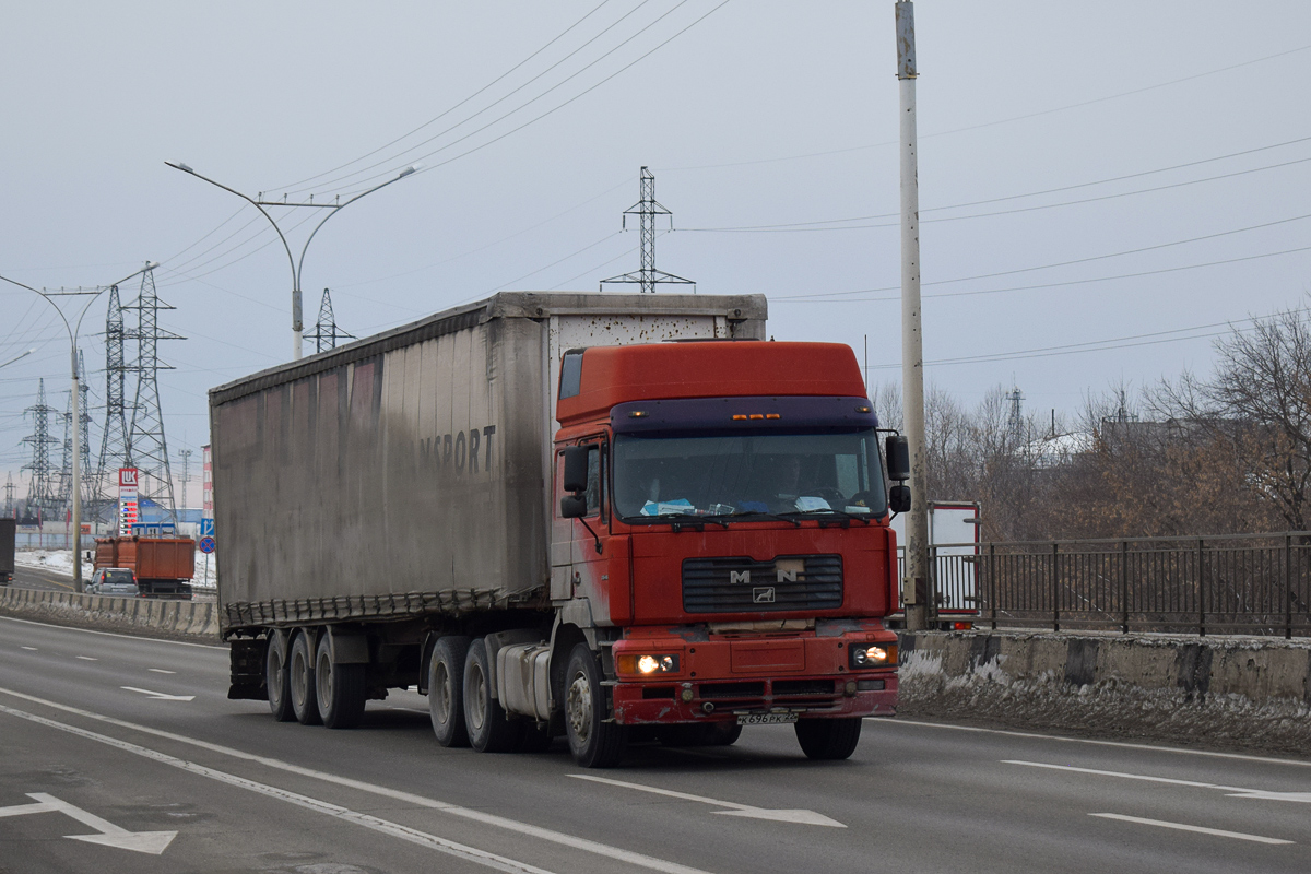 Алтайский край, № К 696 РК 22 — MAN F2000 26.464
