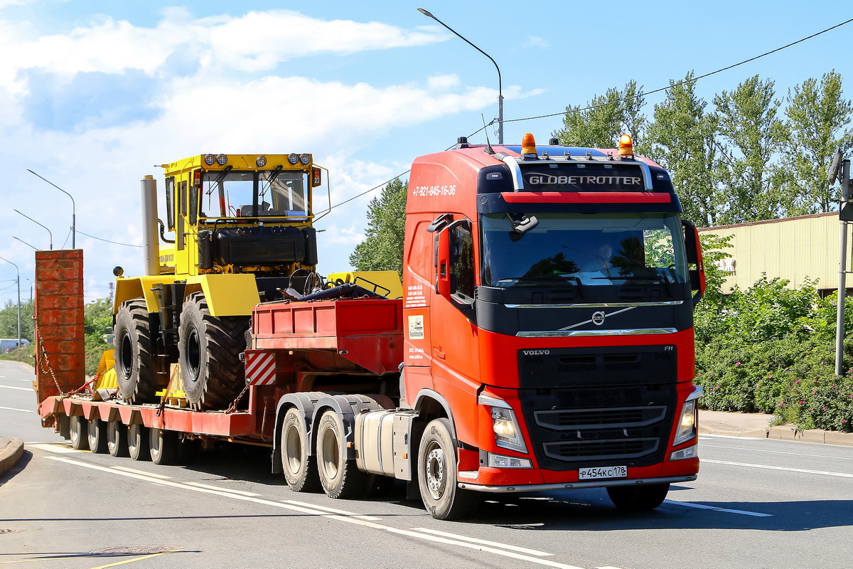 Санкт-Петербург, № Р 454 КС 178 — Volvo ('2012) FH.420; Санкт-Петербург — Новая спецтехника; Санкт-Петербург — Новая техника АО "Петербургский тракторный завод"