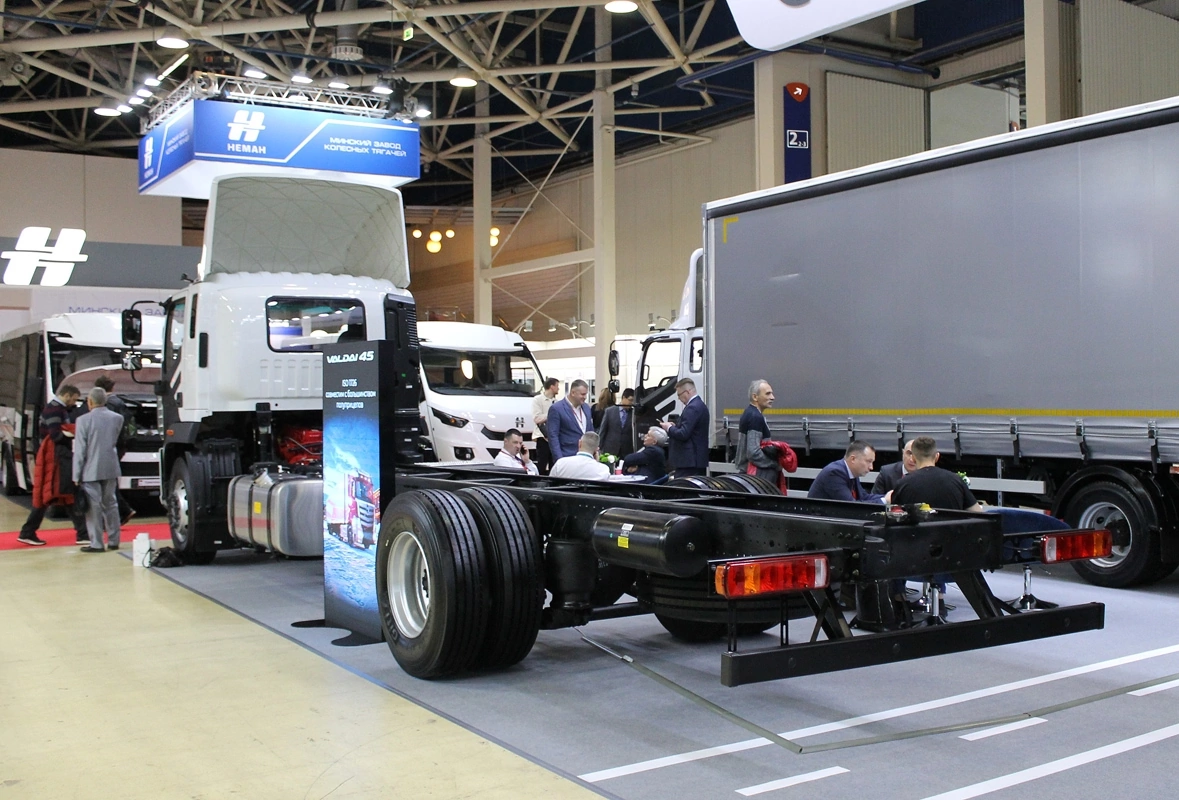 Нижегородская область, № (52) Б/Н 0067 — НГА-FB6R41 "Валдай 18"; Нижегородская область — Автомобили без номеров; Москва — Новые автомобили; Москва — Комтранс 2024