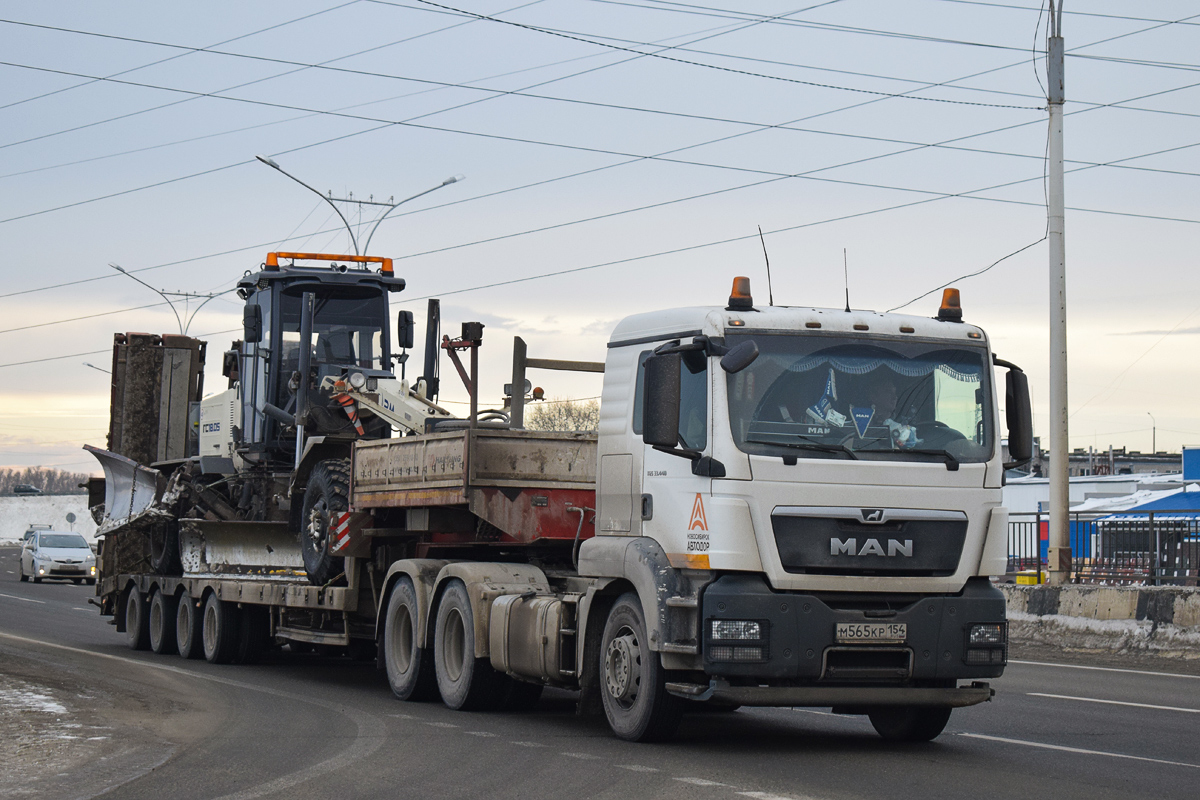 Новосибирская область, № М 565 КР 154 — MAN TGS 33.440