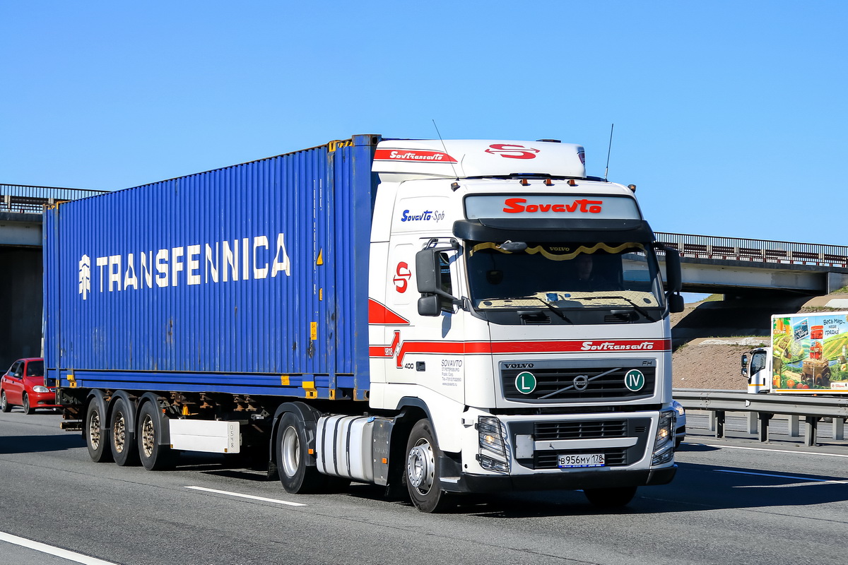 Санкт-Петербург, № 9818 — Volvo ('2008) FH.400