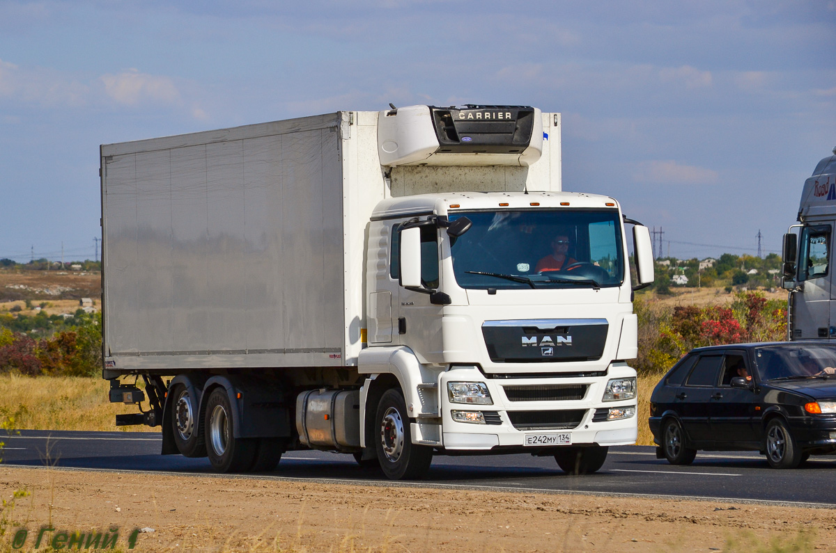Волгоградская область, № Е 242 МУ 134 — MAN TGS 26.350