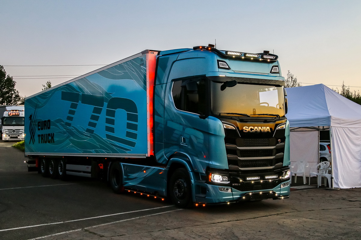 Москва, № (77) Б/Н 0185 — Scania ('2016) S770; Москва — Автомобили без номеров; Московская область — Фестиваль TruckDay 2024; Scania ('2016) S-Series "Frost Edition" (Московская область)