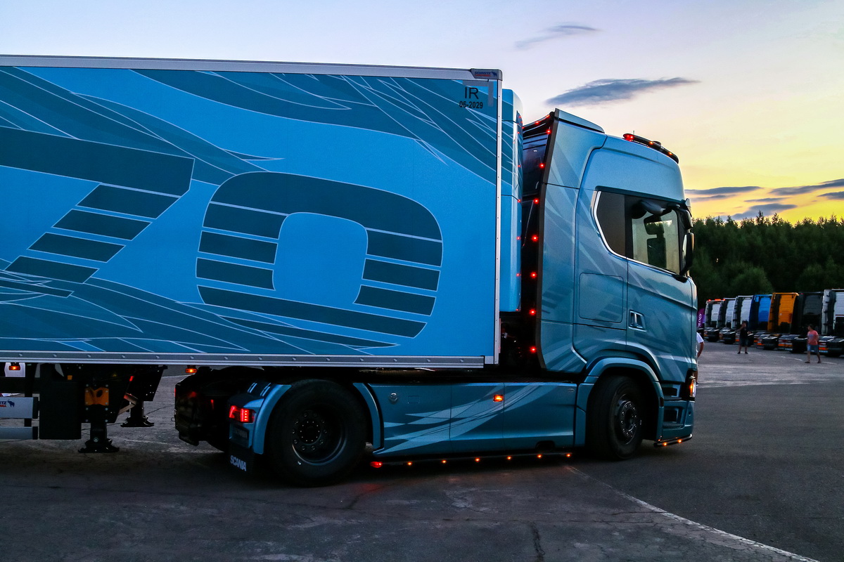 Москва, № (77) Б/Н 0185 — Scania ('2016) S770; Москва — Автомобили без номеров; Московская область — Фестиваль TruckDay 2024; Scania ('2016) S-Series "Frost Edition" (Московская область)