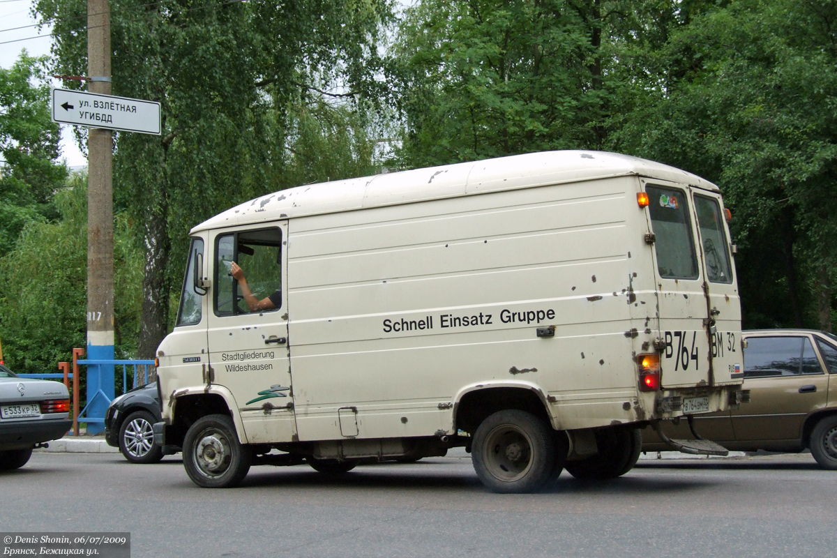 Брянская область, № В 764 ВМ 32 — Mercedes-Benz T2 ('1967) 508