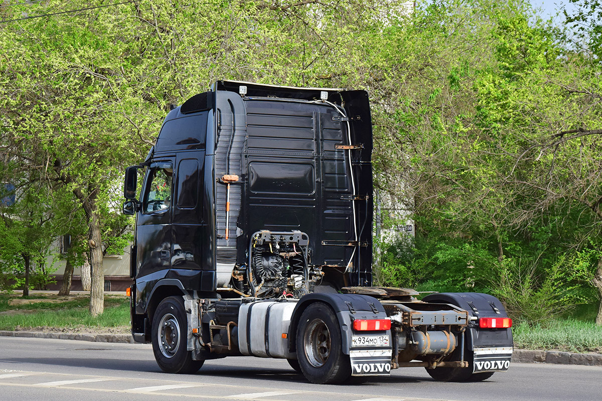 Волгоградская область, № К 934 МО 134 — Volvo ('2002) FH12.460