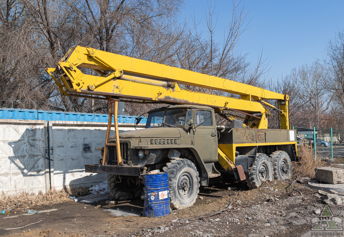 Алматы, № (KZ02) Б/Н 0022 — Урал-375 (общая модель); Алматы — Автомобили без номеров