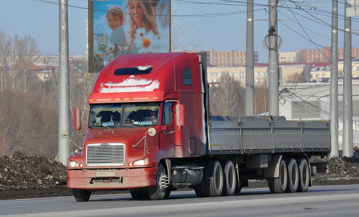 Омская область, № А 985 ВМ 155 — Freightliner Century Class
