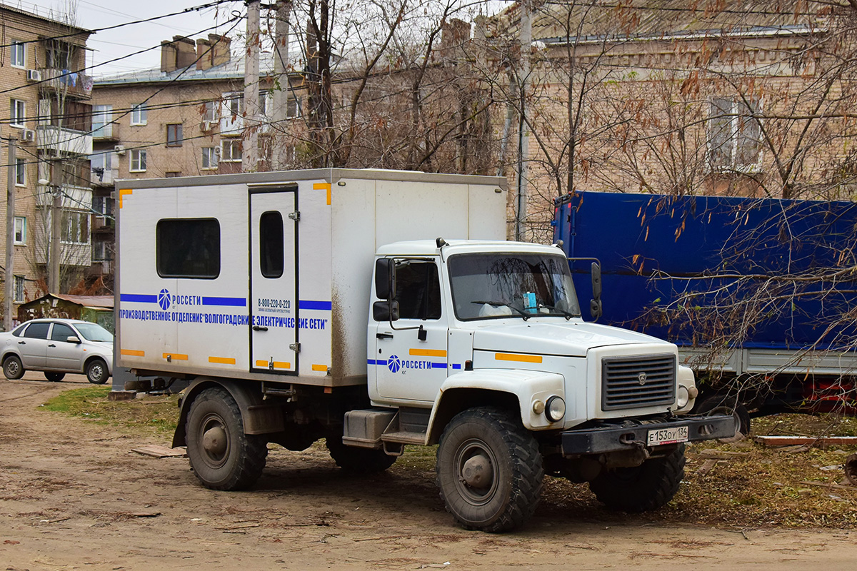 Волгоградская область, № Е 153 ОУ 134 — ГАЗ-33088 «Садко»