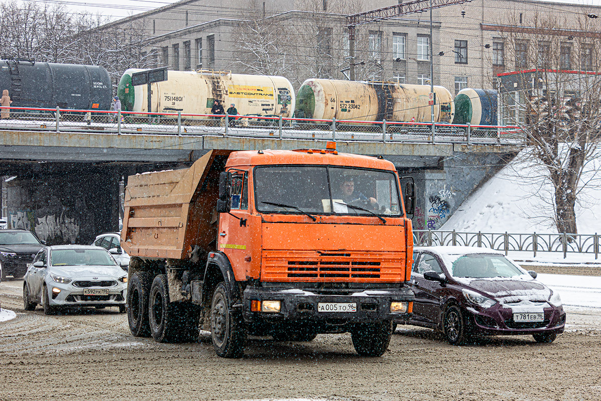 Свердловская область, № А 005 ТО 96 — КамАЗ-55111-15 [55111R]