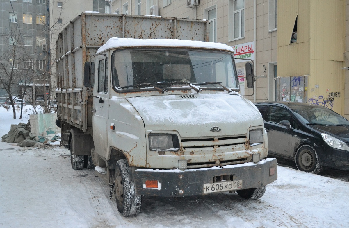 Удмуртия, № К 605 КО 18 — ЗИЛ-5301АО "Бычок"