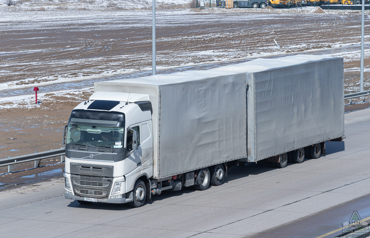 Алматы, № 399 AXJ 02 — Volvo ('2012) FH.460