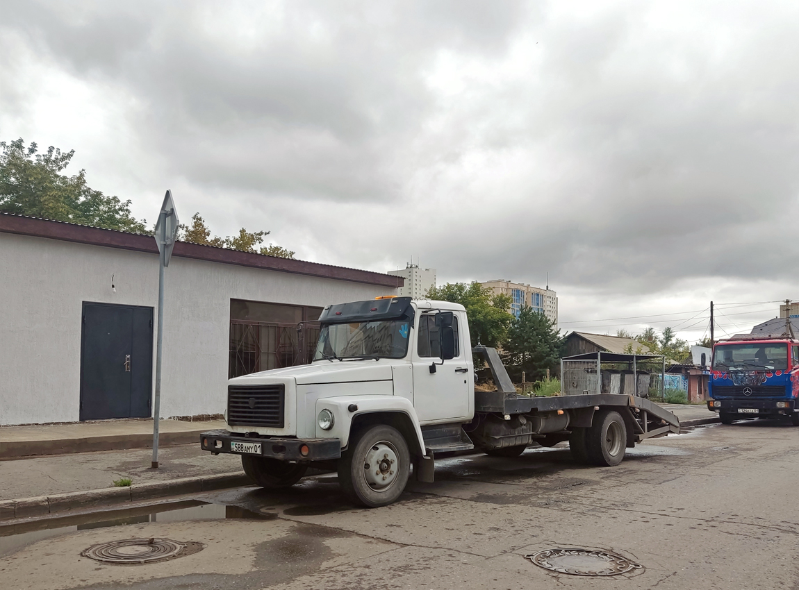 Астана, № 588 AMY 01 — ГАЗ-3307