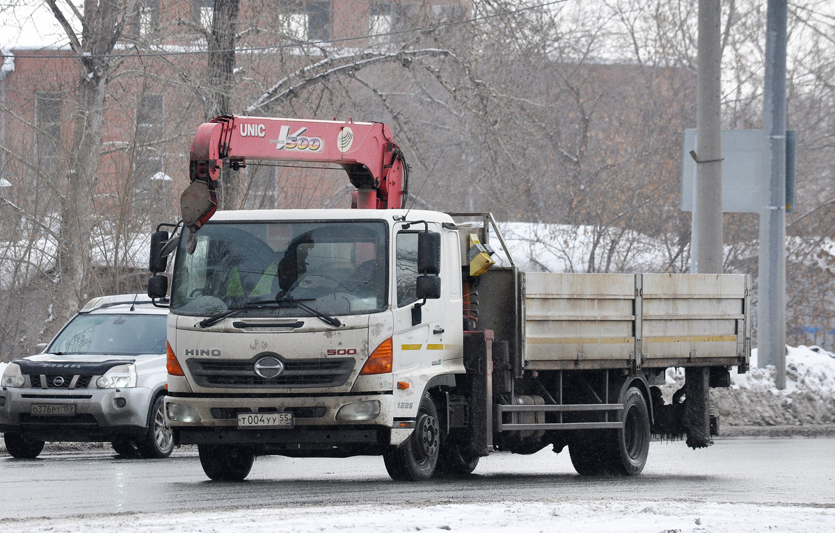 Омская область, № Т 004 УУ 55 — Hino 500