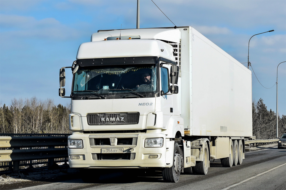 Удмуртия, № Н 356 НУ 18 — КамАЗ-5490-S5(87)