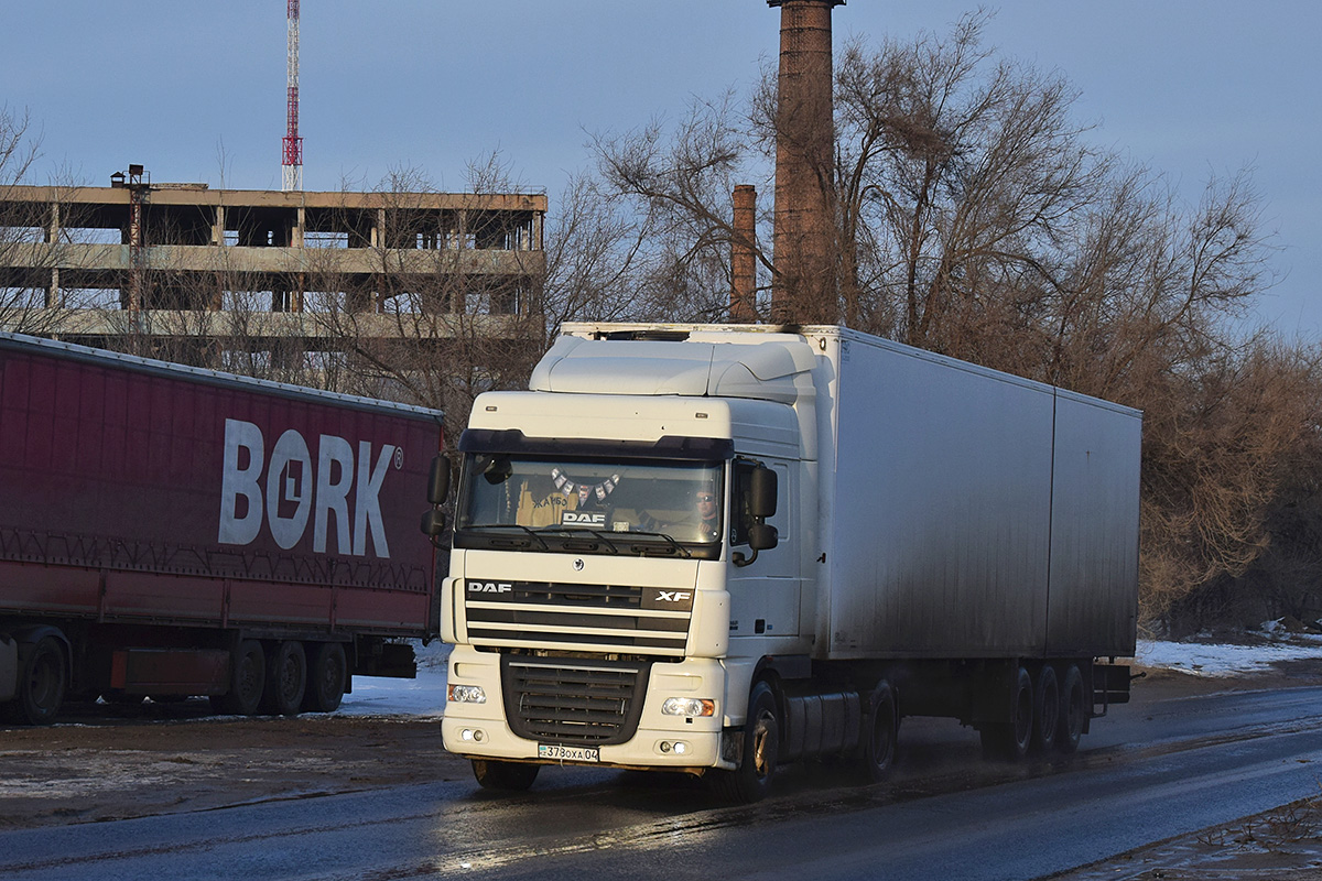 Актюбинская область, № 378 OXA 04 — DAF XF105 FT