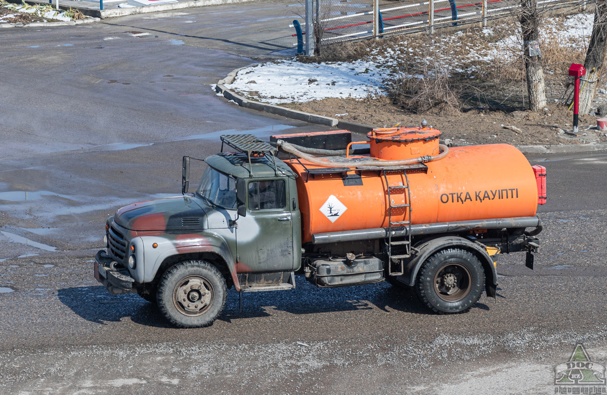 Алматы, № 060 CY 02 — ЗИЛ-431412