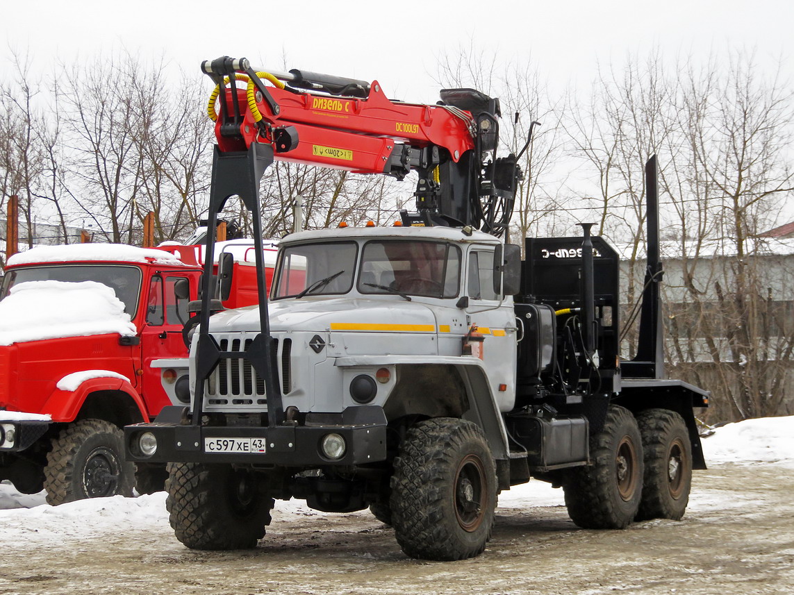 Кировская область, № С 597 ХЕ 43 — Урал-55571-40