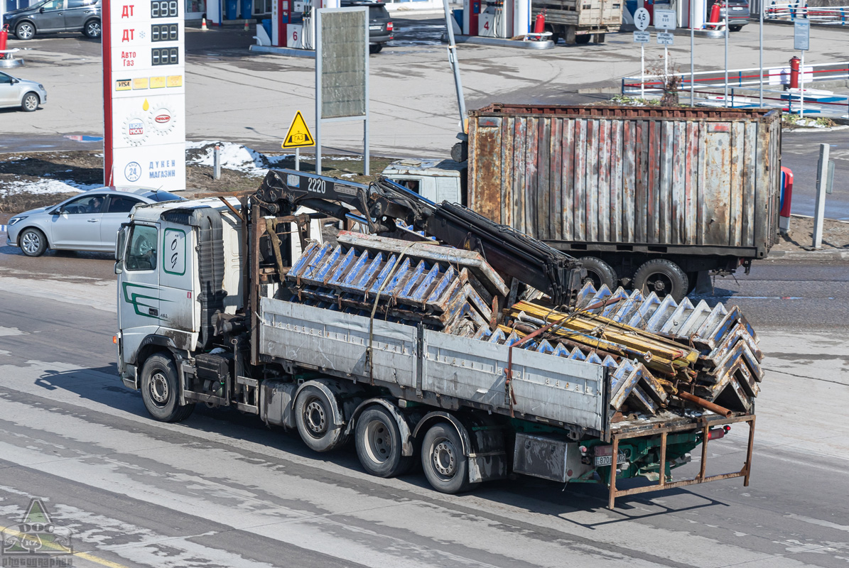 Алматы, № 870 BBV 02 — Volvo ('2002) FH12.460